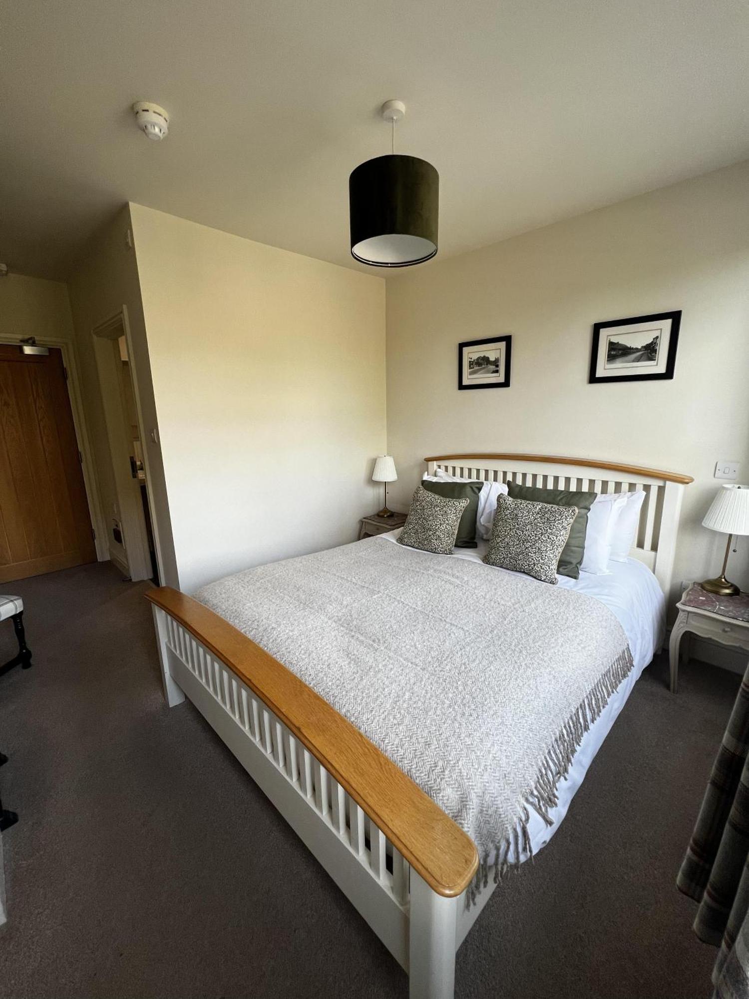 얼턴 White Hart B&B 객실 사진