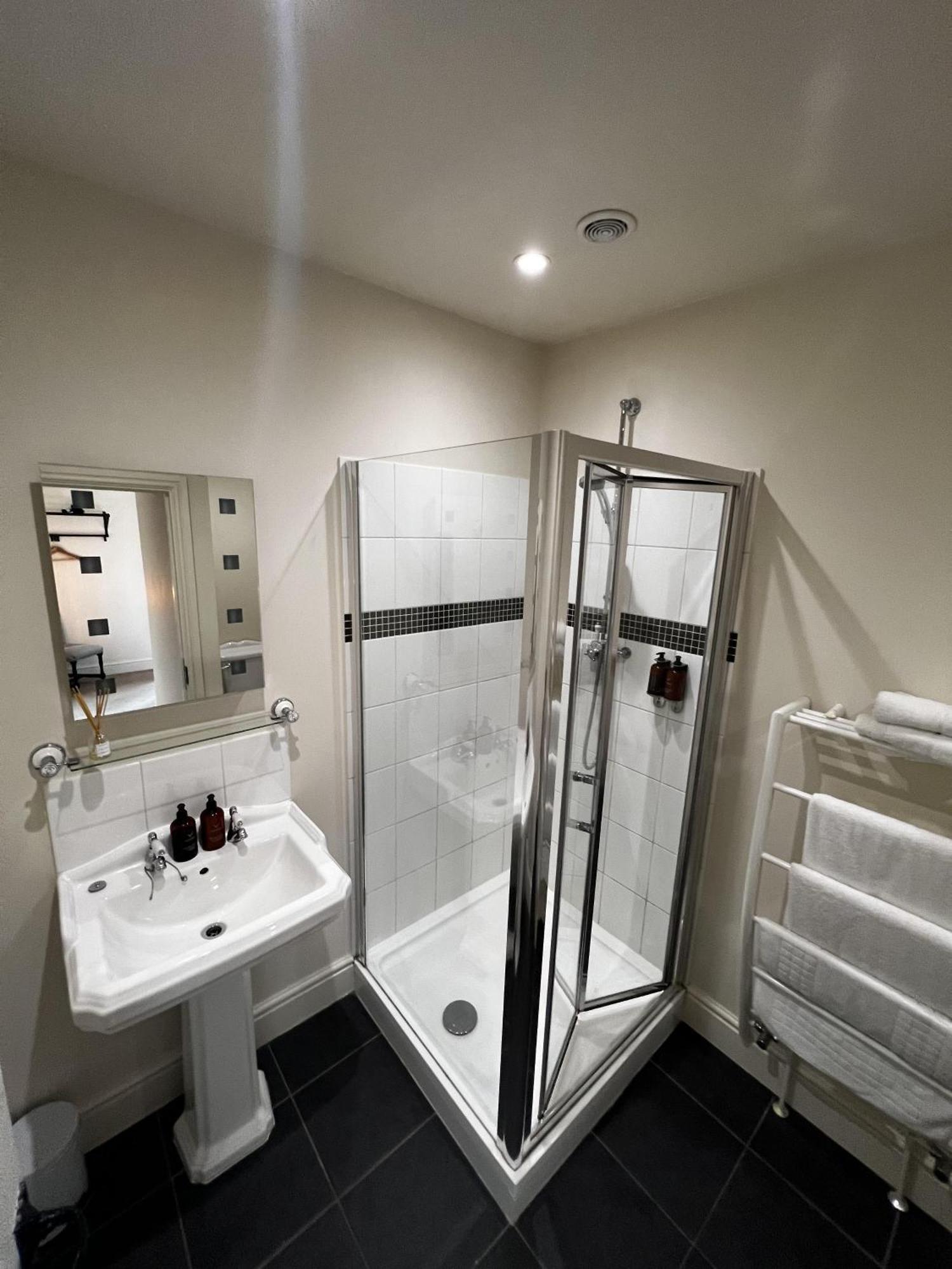 얼턴 White Hart B&B 객실 사진